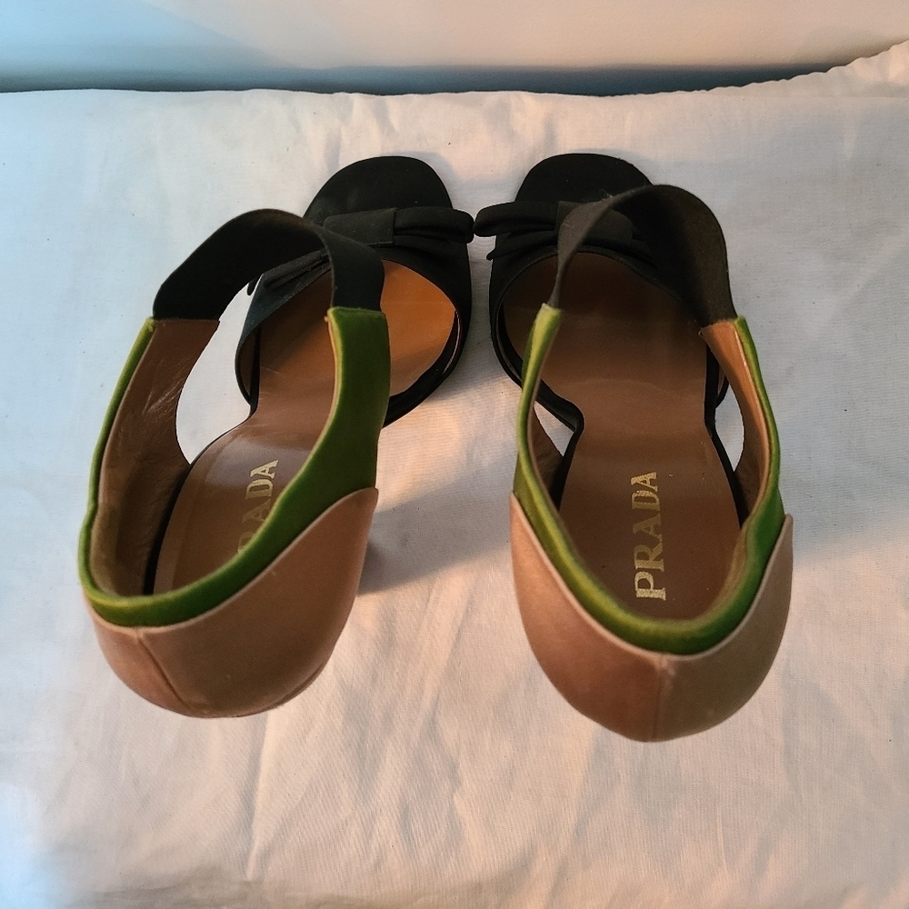 Prada Heels *RARE* - Picture 10 of 15
